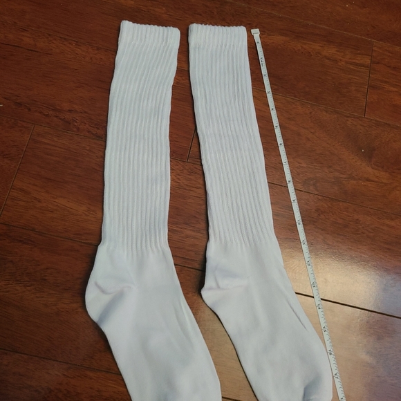 New White long slouch socks for your Hooters uniform - Picture 13 of 14